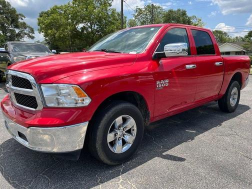 Flame Red Clearcoat 2022 RAM 1500 Classic SLT