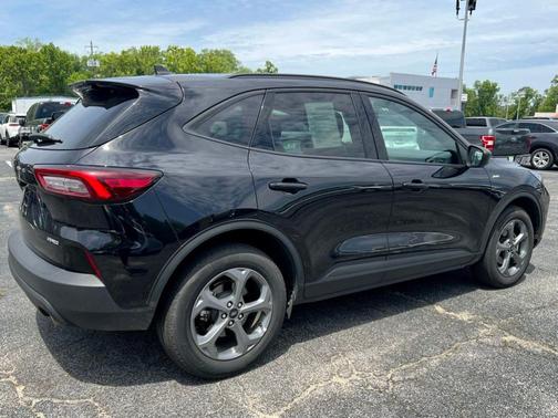Black Metallic 2025 Ford Escape ST-Line