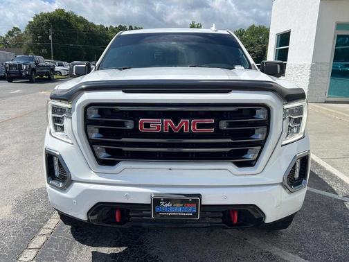 Summit White 2022 GMC Sierra 1500 Limited AT4