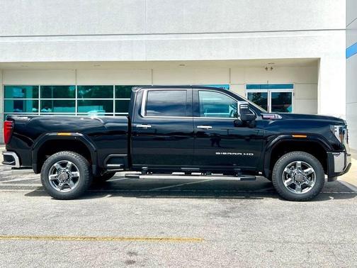 2025 GMC Sierra 2500 SLT