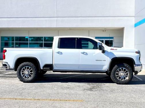 2026 Chevrolet Silverado 2500 LTZ