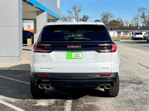 2026 GMC Acadia AT4
