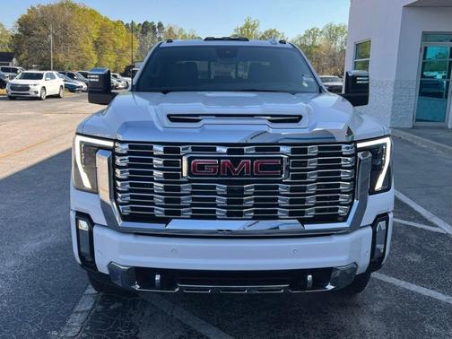 Summit White 2026 GMC Sierra 2500 Denali