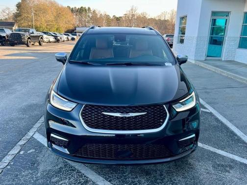 2026 Chrysler Pacifica Pinnacle