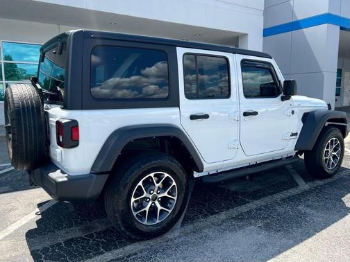Bright White Clearcoat 2024 Jeep Wrangler Sport