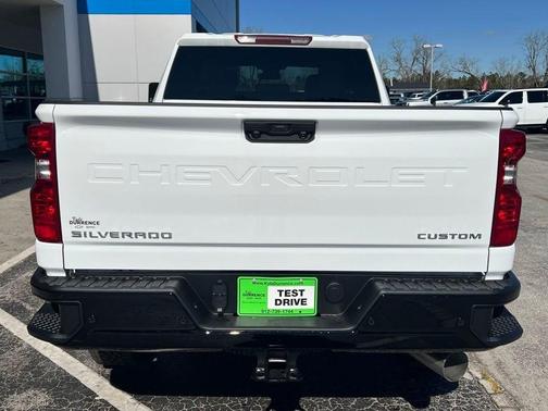 2026 Chevrolet Silverado 2500 Custom