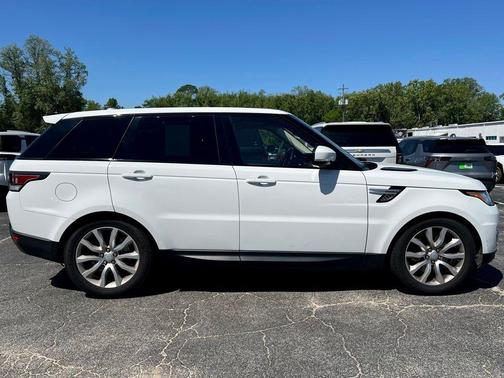 Fuji White 2017 Land Rover Range Rover Sport 3.0L Supercharged HSE