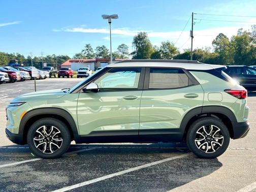Green 2026 Chevrolet Trailblazer ACTIV