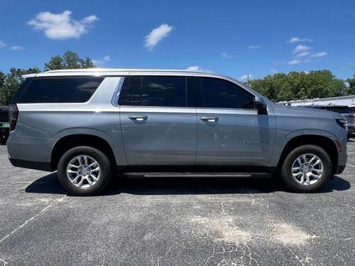 Sterling Gray Metallic 2025 Chevrolet Suburban LT