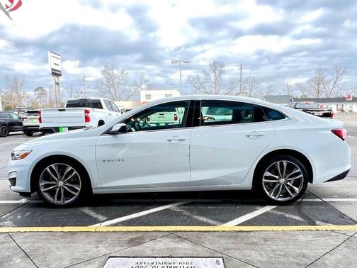 2024 Chevrolet Malibu 2LT