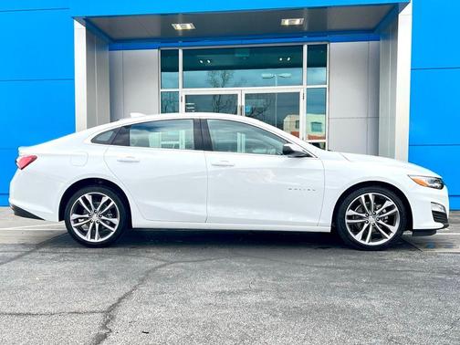 2024 Chevrolet Malibu 2LT