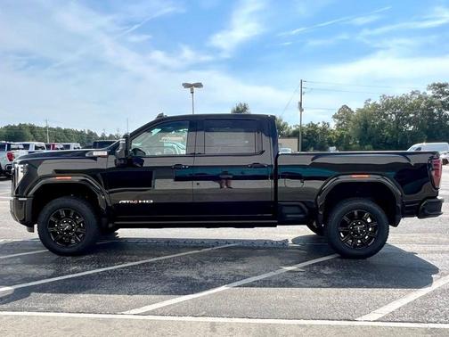 2025 GMC Sierra 2500 AT4