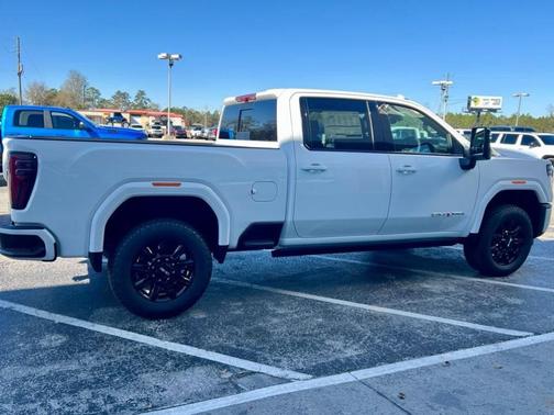 2026 GMC Sierra 2500 AT4