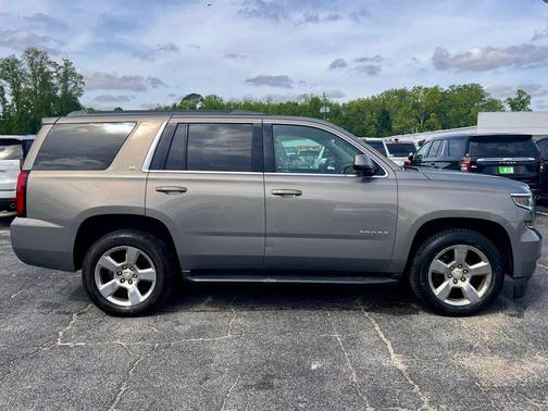 Pepperdust Metallic 2018 Chevrolet Tahoe LT