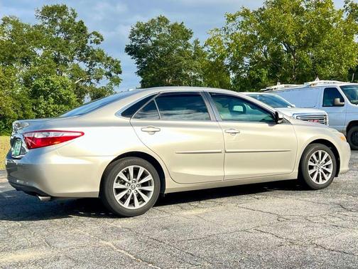 2017 Toyota Camry XLE