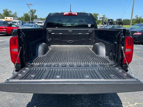 Black 2017 Chevrolet Colorado WT