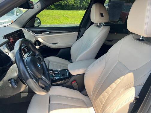 Alpine White 2022 BMW X3 sDrive30i