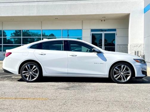 2024 Chevrolet Malibu 2LT