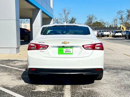 2024 Chevrolet Malibu 2LT