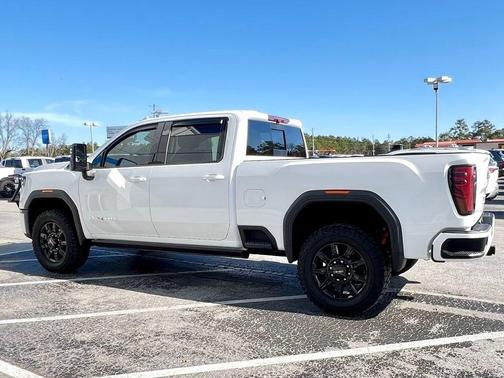 2024 GMC Sierra 3500 AT4