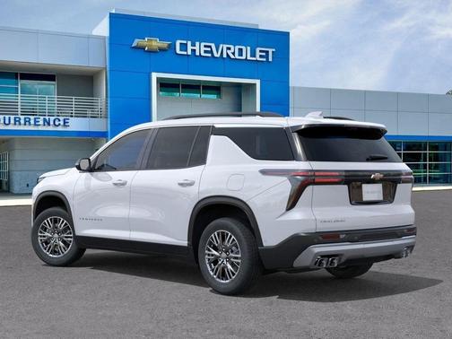 Summit White 2026 Chevrolet Traverse LT