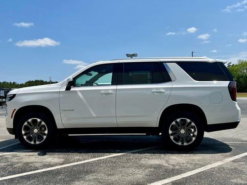 2025 Chevrolet Tahoe LS