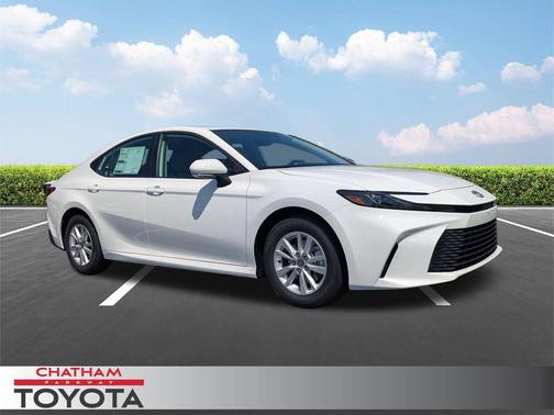 Ice Cap 2026 Toyota Camry LE