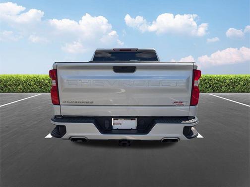 Silver Ice Metallic 2022 Chevrolet Silverado 1500 Limited RST