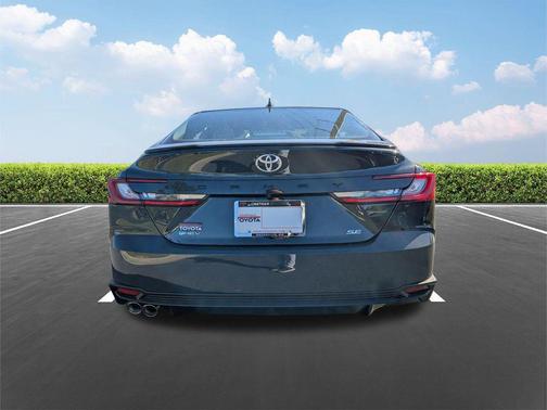 Underground 2026 Toyota Camry SE