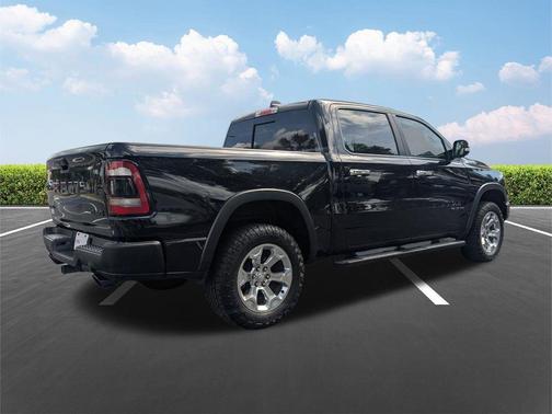 Diamond Black Crystal Pearlcoat 2022 RAM 1500 Rebel