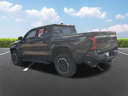 UNDERGROUND 2026 Toyota Tacoma Hybrid TRD Sport