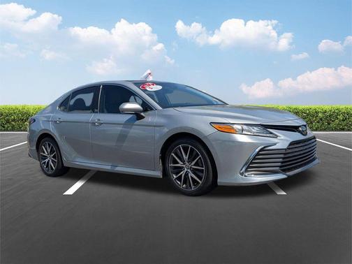 Celestial Silver Metallic 2024 Toyota Camry XLE V6