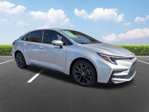 Classic Silver Metallic 2026 Toyota Corolla SE