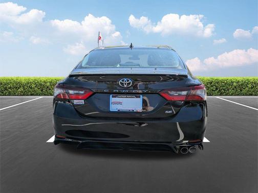Midnight Black Metallic 2023 Toyota Camry SE