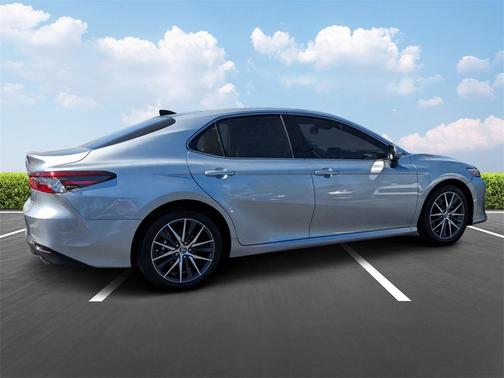 Celestial Silver Metallic 2024 Toyota Camry XLE