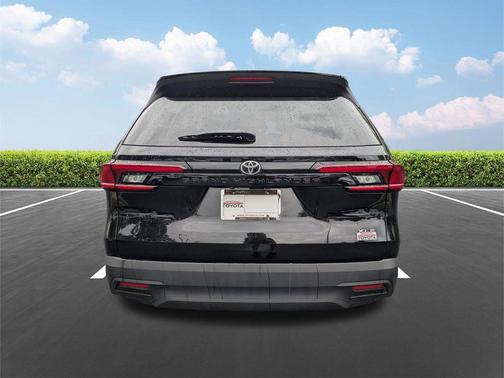 Midnight Black Metallic 2025 Toyota Grand Highlander XLE