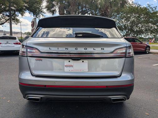 Silver Radiance Metallic Clearcoat 2023 Lincoln Nautilus Black Label