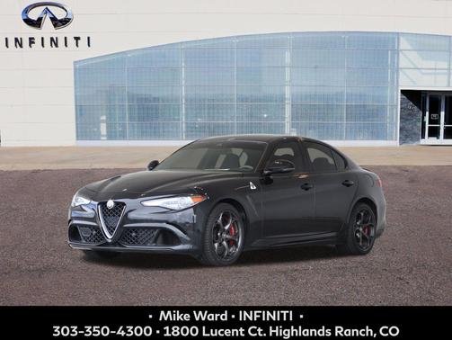 Vulcano Black Metallic 2018 Alfa Romeo Giulia Quadrifoglio
