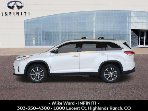 Blizzard Pearl 2019 Toyota Highlander XLE
