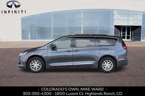 2020 Chrysler Pacifica Touring L