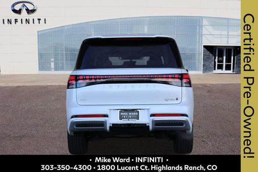 2025 INFINITI QX80 Luxe