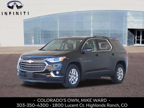 Mosaic Black Metallic 2021 Chevrolet Traverse LT Leather