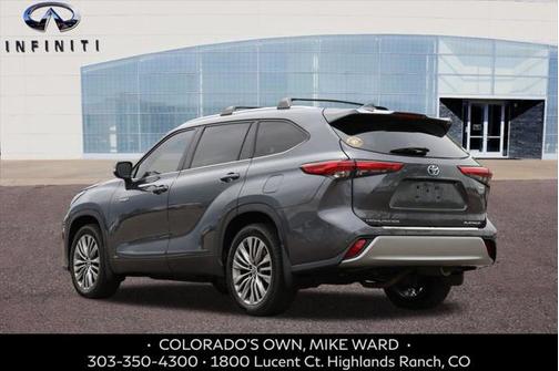 2020 Toyota Highlander Hybrid Platinum