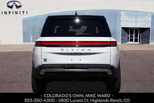 2024 Rivian R1S Adventure