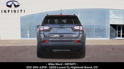 Baltic Gray Metallic Clearcoat 2024 Jeep Compass Latitude