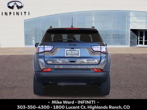 Baltic Gray Metallic Clearcoat 2024 Jeep Compass Latitude