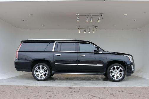 2015 Cadillac Escalade ESV Luxury