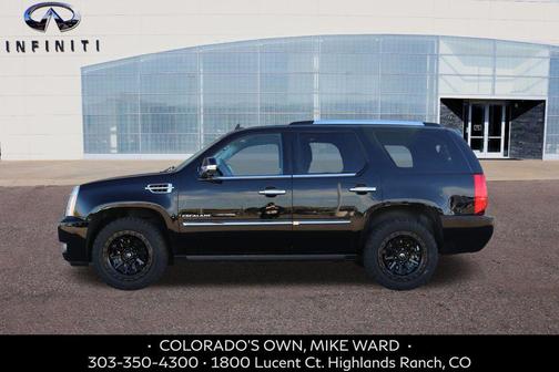 2014 Cadillac Escalade Platinum Edition