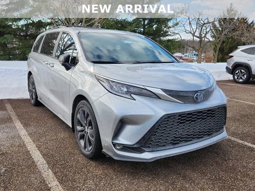 2023 Toyota Sienna XSE 25th Anniversary