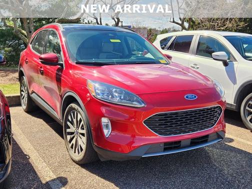 2020 Ford Escape Titanium
